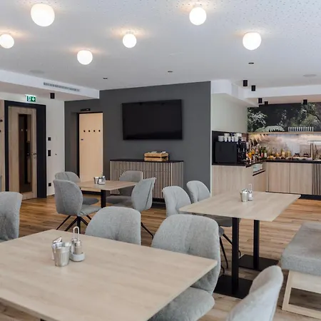 Hotell I'm - Zum Brauhaus